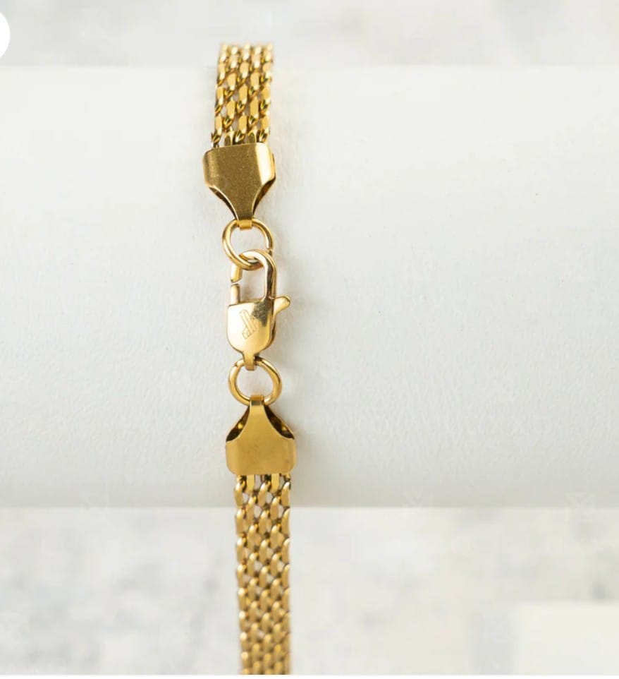 Pulsera Chinesca en Oro Laminado 18K – Elegancia y Resistencia