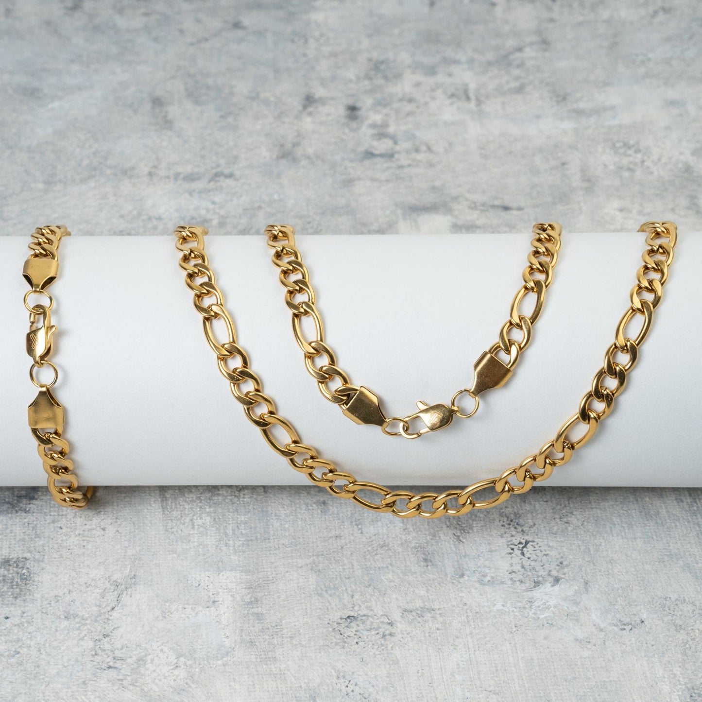 Combo de Cadena y Pulsera Cartier para Hombre en Oro Laminado 18K